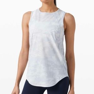 Lululemon Sculpt Mesh Tank Incognito Camo Alpine White Gray Size 4